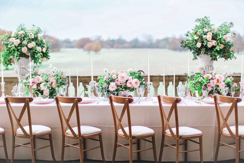 Цветочная рапсодия 5c338096cd8d5d6dd2b5aa46_Kirtlington Park Wedding Flowers - Oxfordshire Wedding - Blooming Haus16