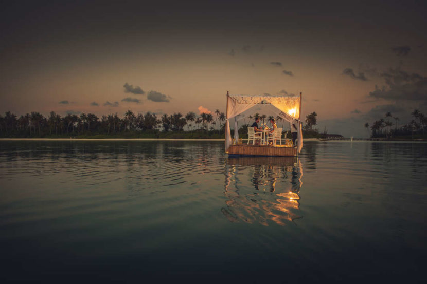 Ужин посреди океана только в Sun Siyam Olhuveli Maldives GAL_7579