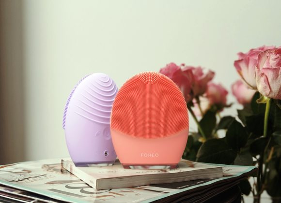 В отпуск – с красивой кожей FOREO_LUNA4_Lifestyle_03
