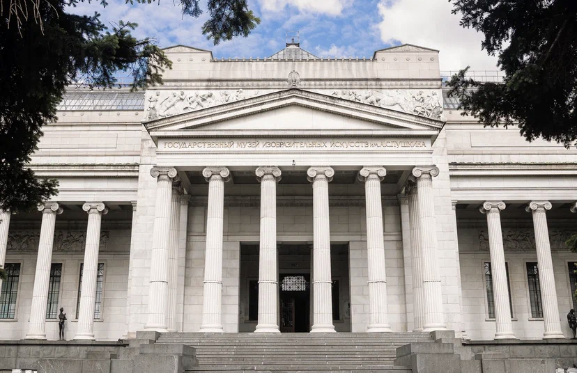 Parure Atelier: новый патрон ГМИИ имени А. С. Пушкина переосмысляет творения художников B8E102B5-14A1-4A39-B25F-BC0FAD43B51A