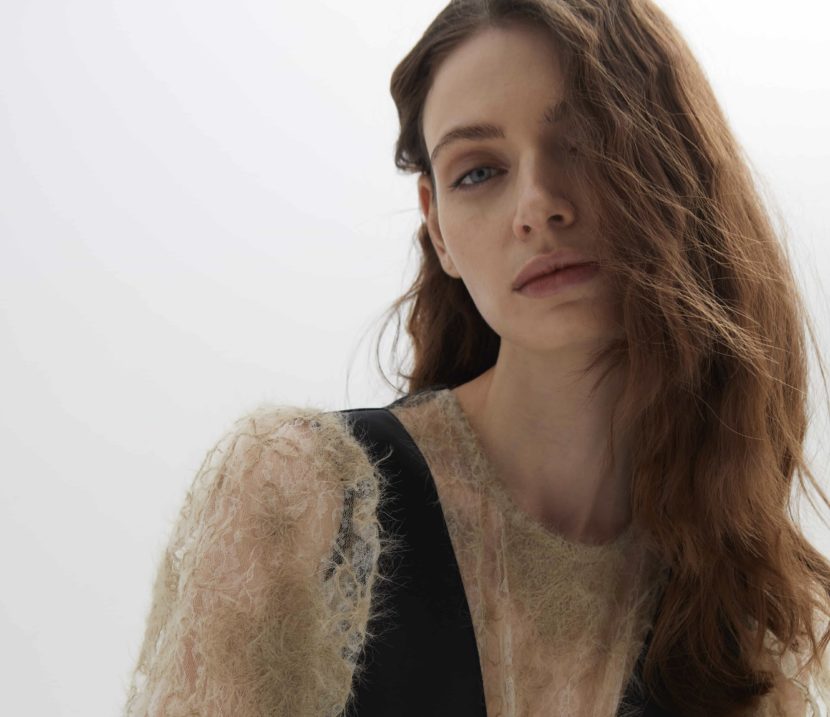 DE MOI: одежда как искусство 087AD812-EE6B-47D8-B031-9D3E9E486408