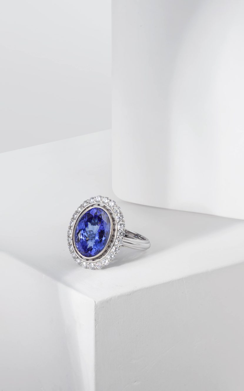 Mousson Atelier: гид по помолвочным кольцам Newclassic R0236-3-1