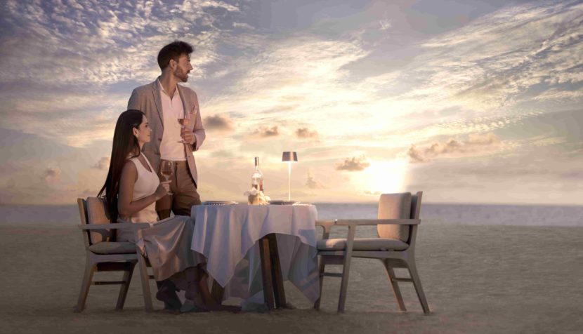 InterContinental Maldives _ Beach Dinner Couple Destination Dining (2)-min