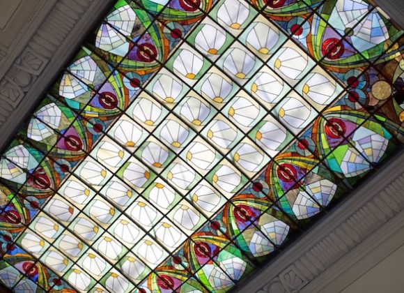 Потолочный витраж в ресторане Европа