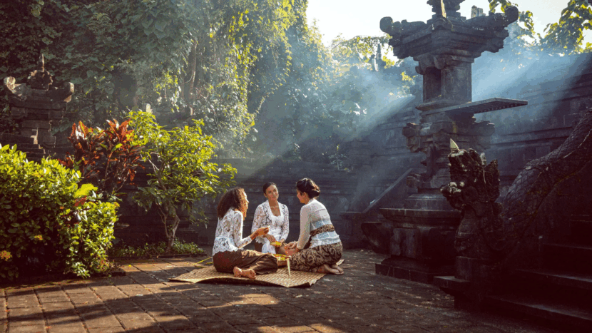 ALI-P0129-Women-Temple-Gathering.16x9