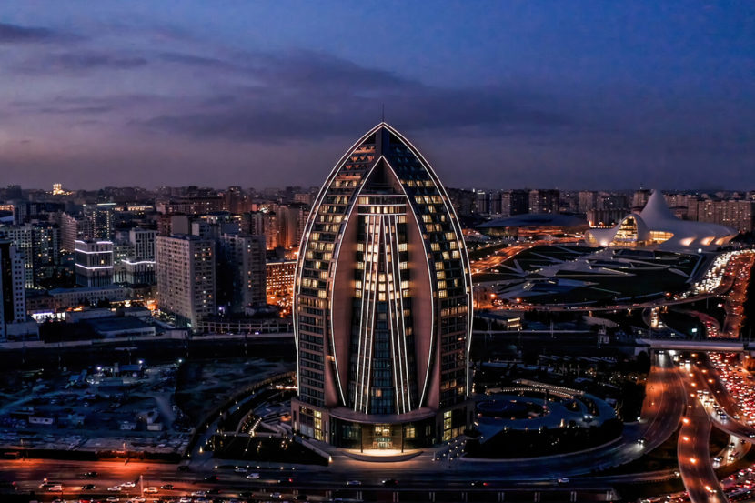 The Ritz-Carlton Baku приглашает задержаться подольше в пленительной столице Азербайджана Ritz Carlton Baku2
