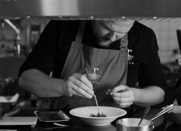 Green Chef Portrait Pascal Steffen im Restaurant Roots in Basel